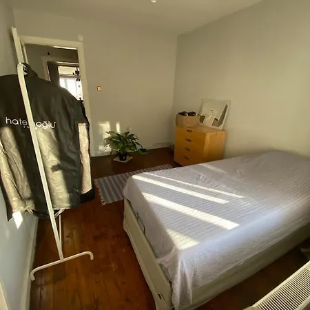 2-bedroom Rooftop Flat Between Kadikoy & Uskudar Апартаменты