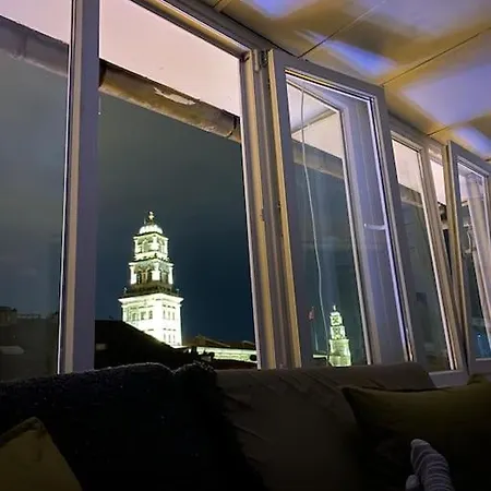 2-bedroom Rooftop Flat Between Kadikoy & Uskudar *