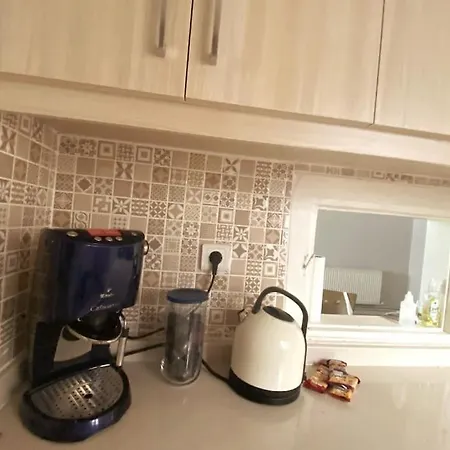 2-bedroom Rooftop Flat Between Kadikoy & Uskudar