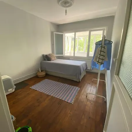 2-bedroom Rooftop Flat Between Kadikoy & Uskudar * איסטמבול